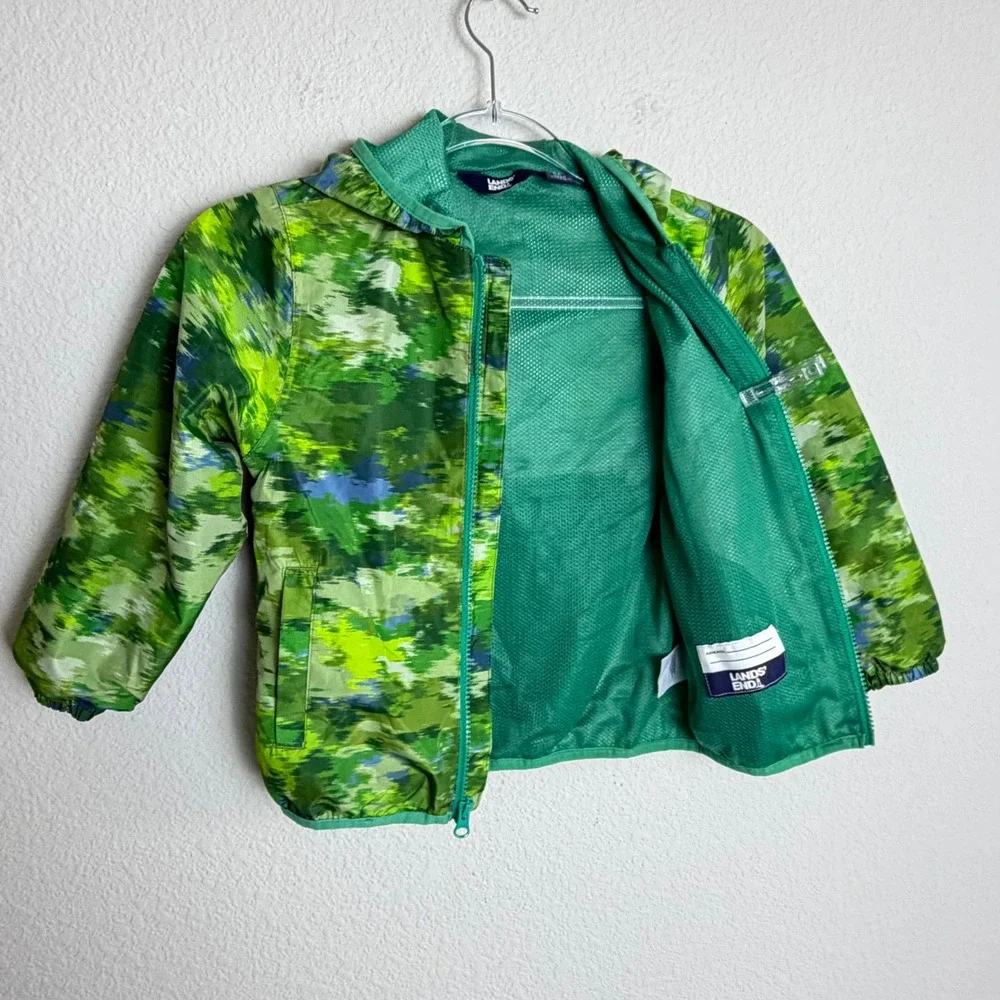 Lands End Kids Green Abstract Camo Hooded Windbreaker Jacket XS 4-5